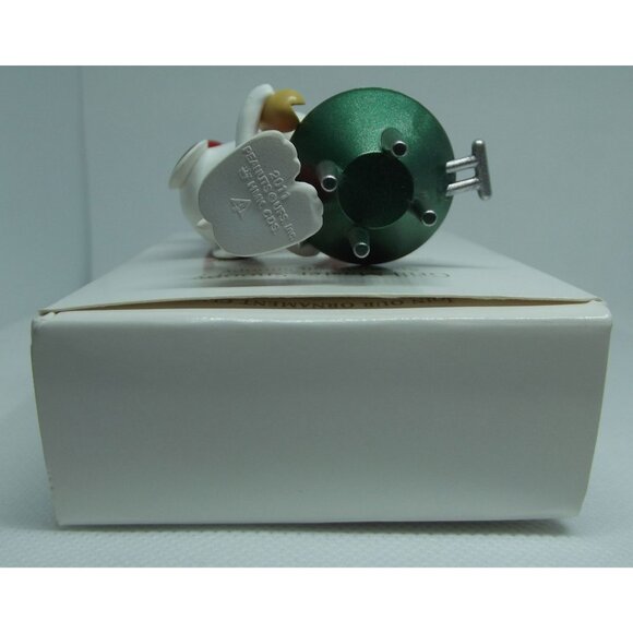 2011 Peanuts Grill Master SNOOPY Hallmark Keepsake Ornament 14th in Series - Picture 7 of 8